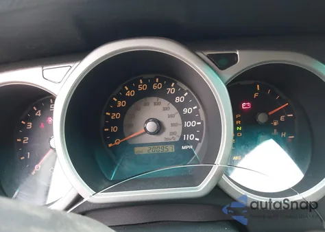 2004 Toyota 4Runner Sr5 V6 z USA, uszkodzony, nr VIN JTEBU14R540028373